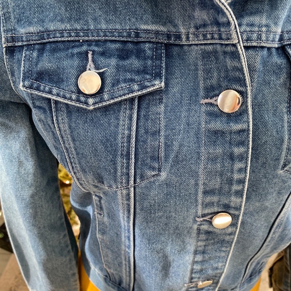 Samantha Sipos BABE Faux Fur Collar Denim Jacket  EUC - Picture 13 of 14